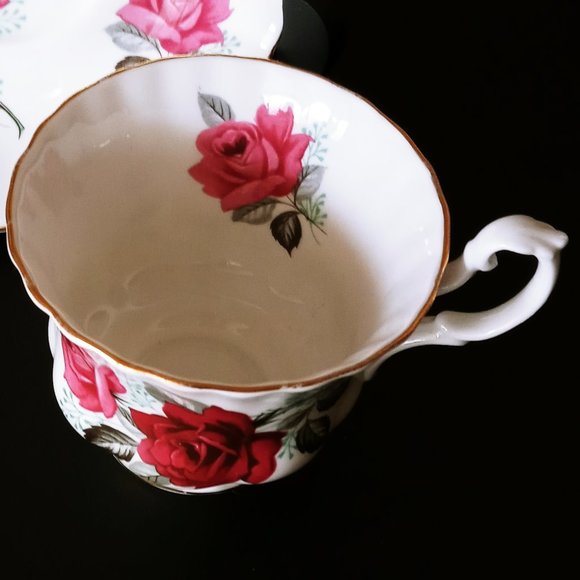 Royal Albert Bone China England Footed Tea Cup & Saucer Rose - Picture 4 of 6